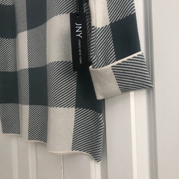 Jones New York Women’s Sweater - Picture 3 of 7